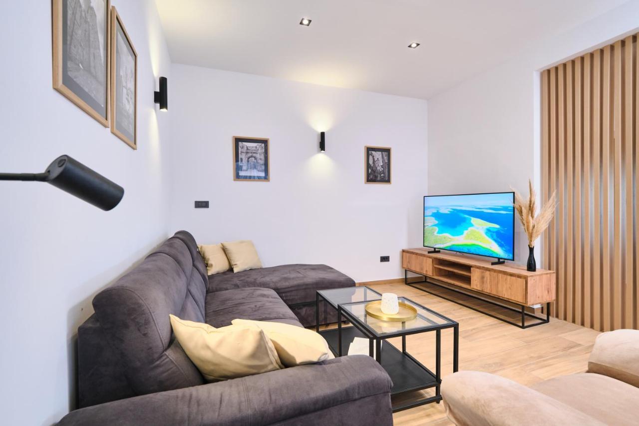 Holiday Home South Cliff Split Ngoại thất bức ảnh